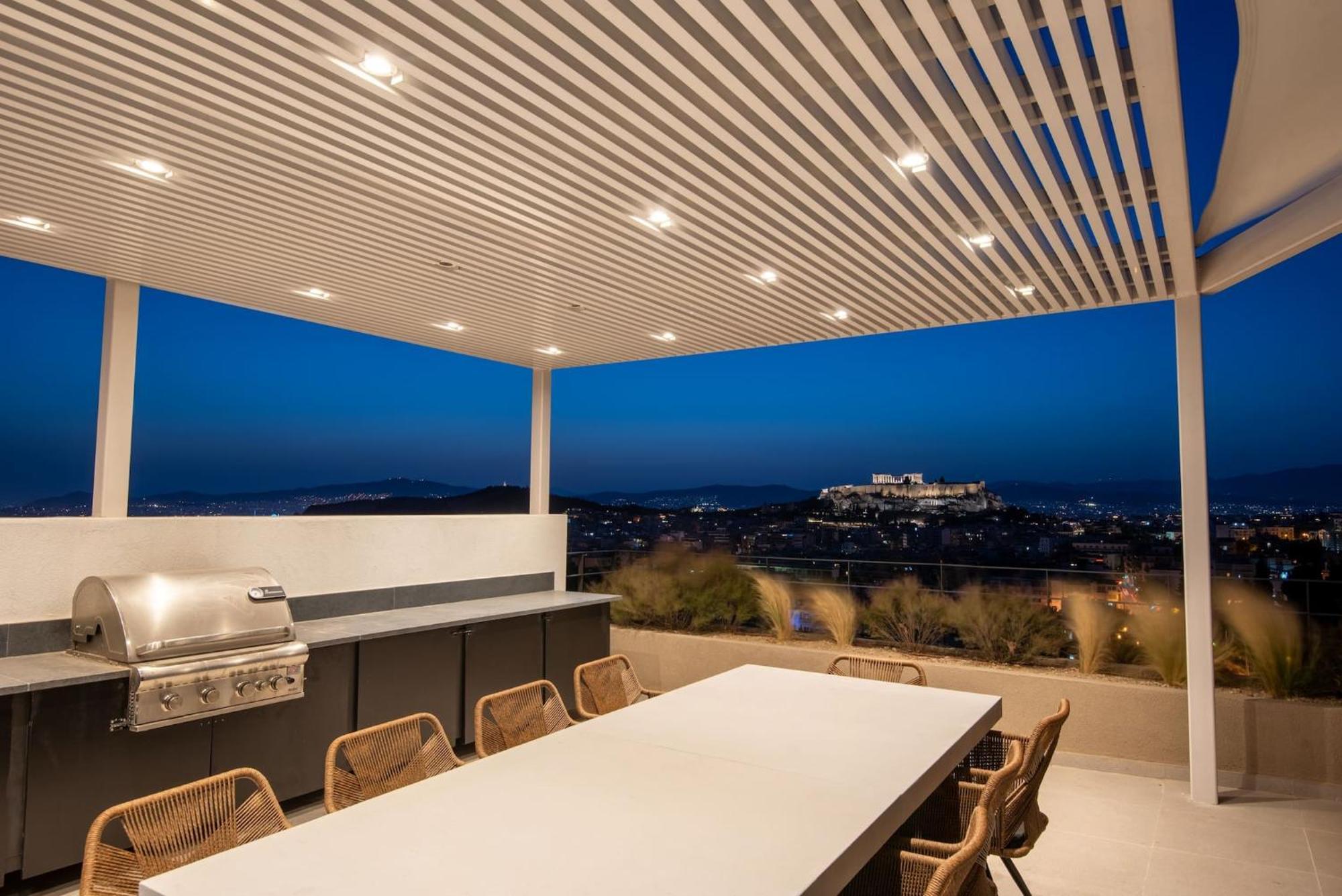 Urban Apt With Stunning Acropolis View & Roofdeck Ateny Zewnętrze zdjęcie